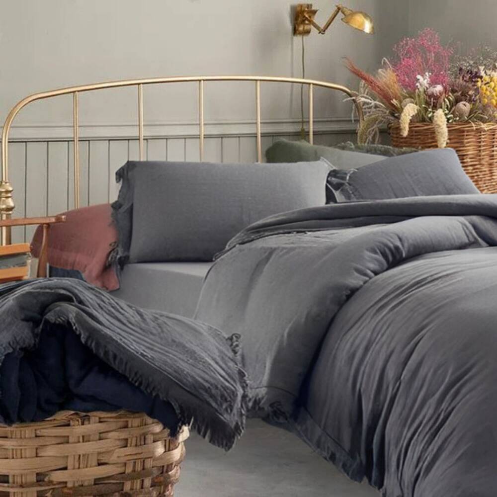 Saint Louis Müslin Gri Çift Kişilik Nevresim Takımı 200x220 Cm - SAINT LOUIS